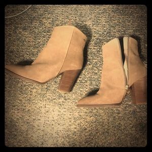 Tommy Hilfiger boots